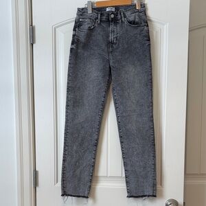 Kensie Charcoal Denim Jeans. Raw Hem. SZ 8